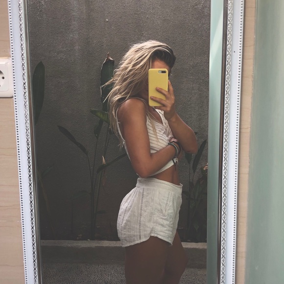 ✨🌿Meet your Posher, RecycleOne 🌿✨ - Picture 2 of 3